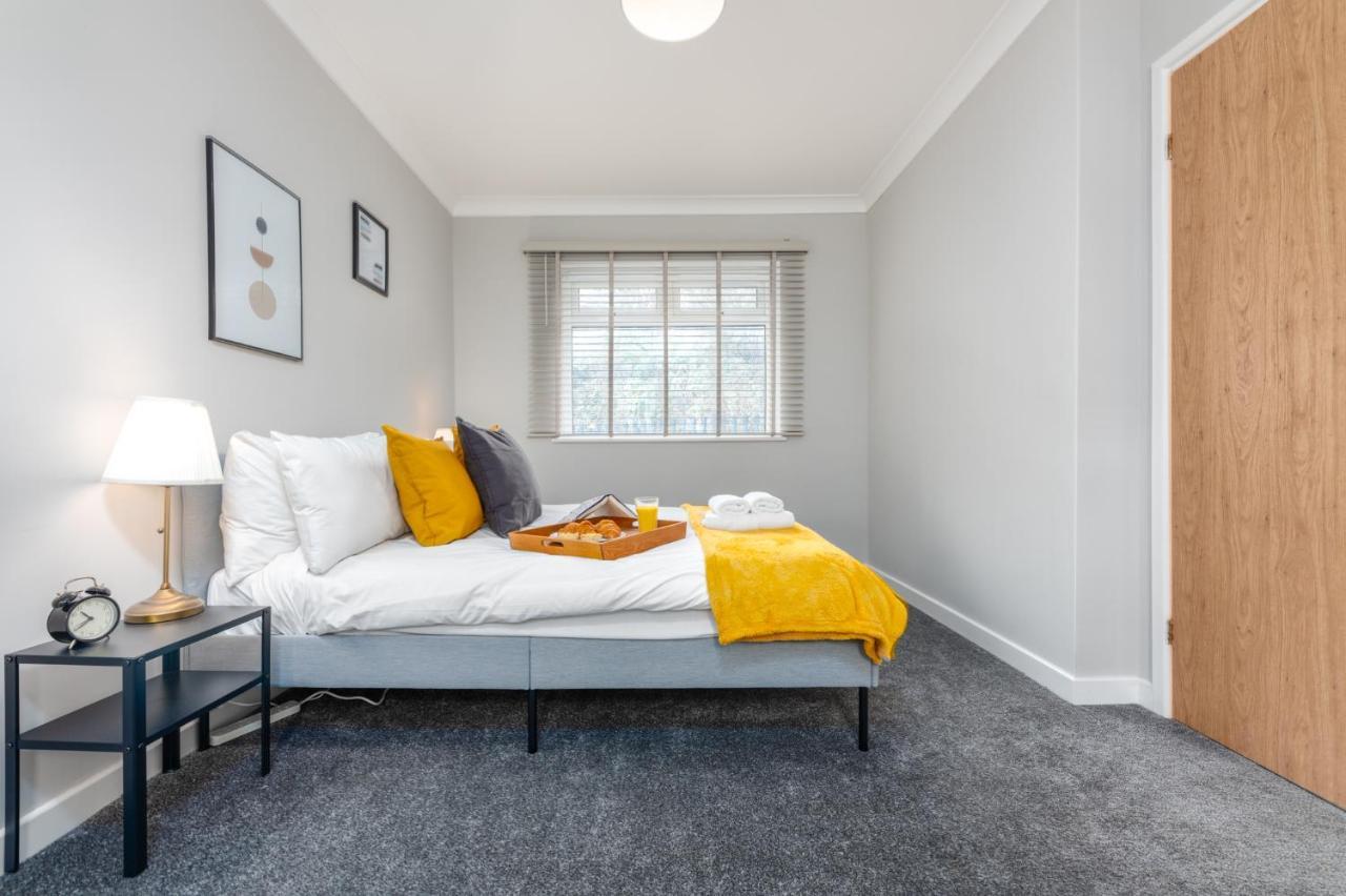 Stayright- 2 Bedroom House, Centrally Located & Close Walk To City Centre Cardiff Dış mekan fotoğraf